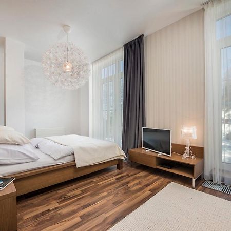 Apartman Viktoria, Apartment House Oliver Strbske Pleso Bagian luar foto
