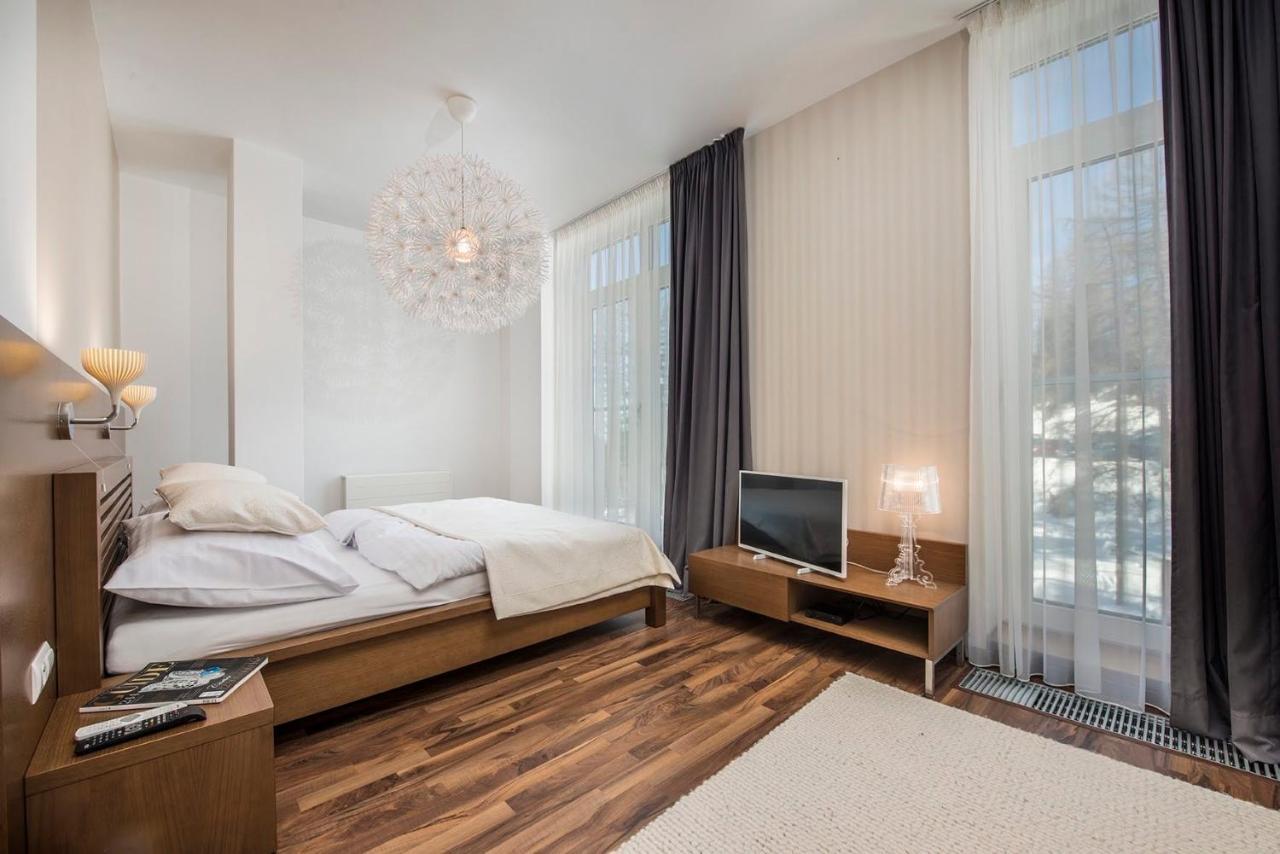 Apartman Viktoria, Apartment House Oliver Strbske Pleso Bagian luar foto