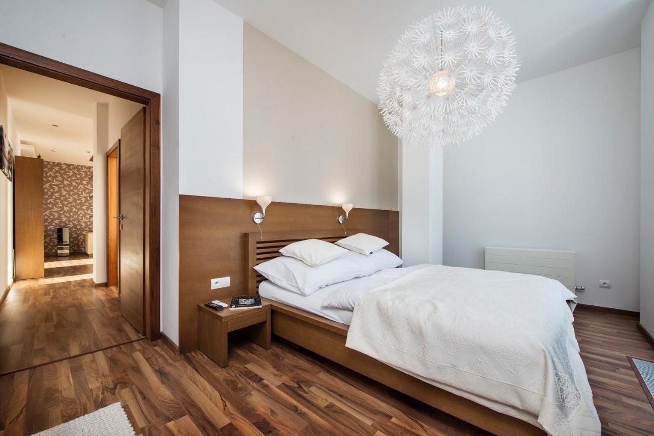Apartman Viktoria, Apartment House Oliver Strbske Pleso Bagian luar foto