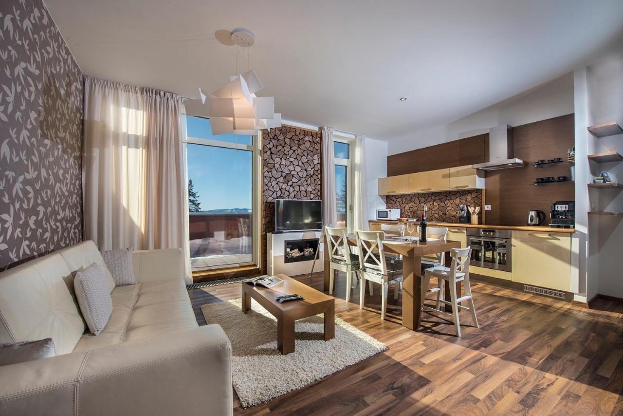 Apartman Viktoria, Apartment House Oliver Strbske Pleso Bagian luar foto